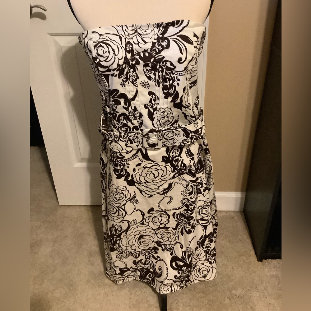 Size 16 B. Smart Strapless brown and white dress